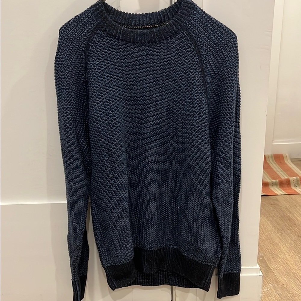 Men's Navy Blue Sweater